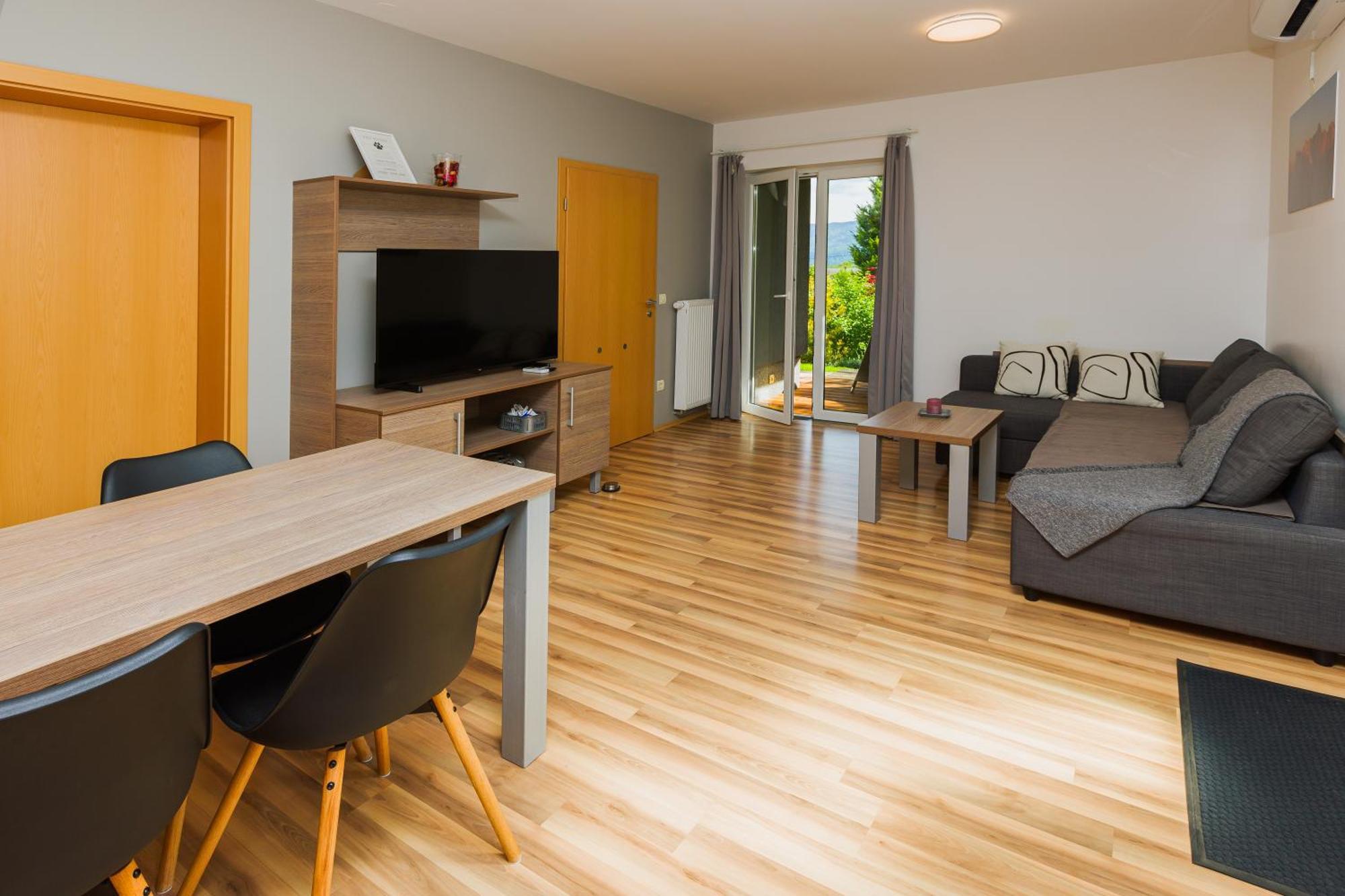 Modern Apartment Bled Esterno foto